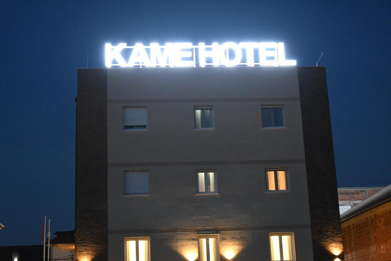 Kame Hotel Belgrade,贝尔格莱德凯美酒店 Ledine Esterno foto