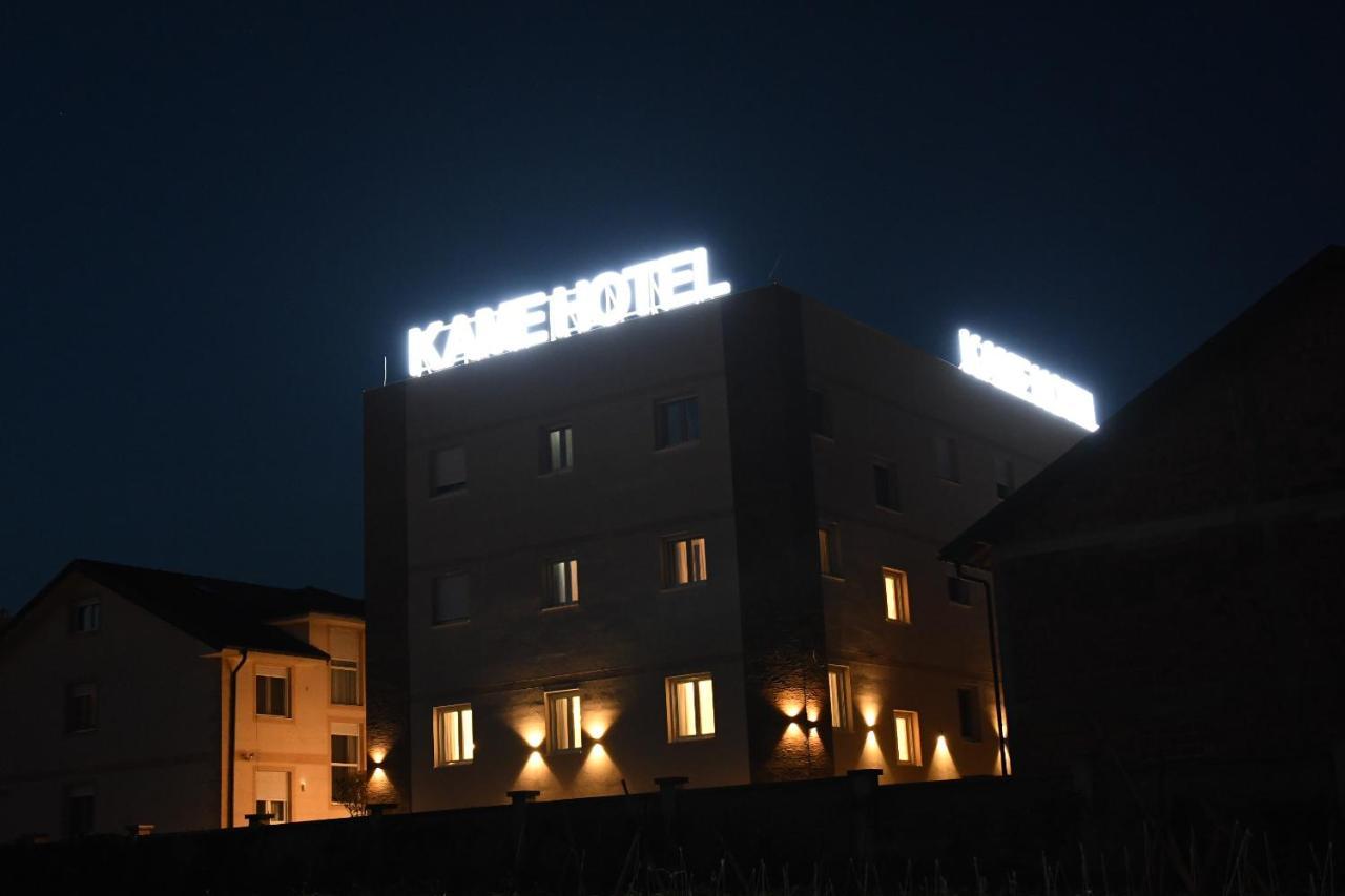 Kame Hotel Belgrade,贝尔格莱德凯美酒店 Ledine Esterno foto